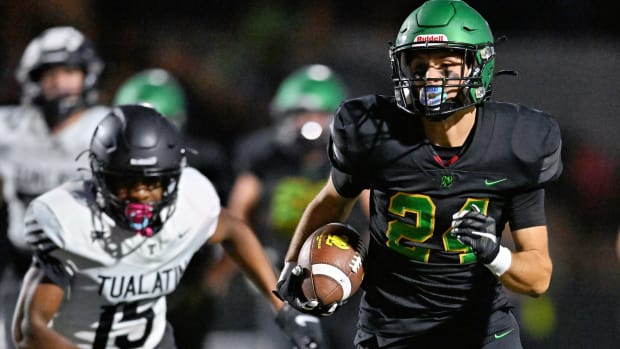 a West Linn Tualatin football Oregon October 5 2023 Leon Neuschwander 19